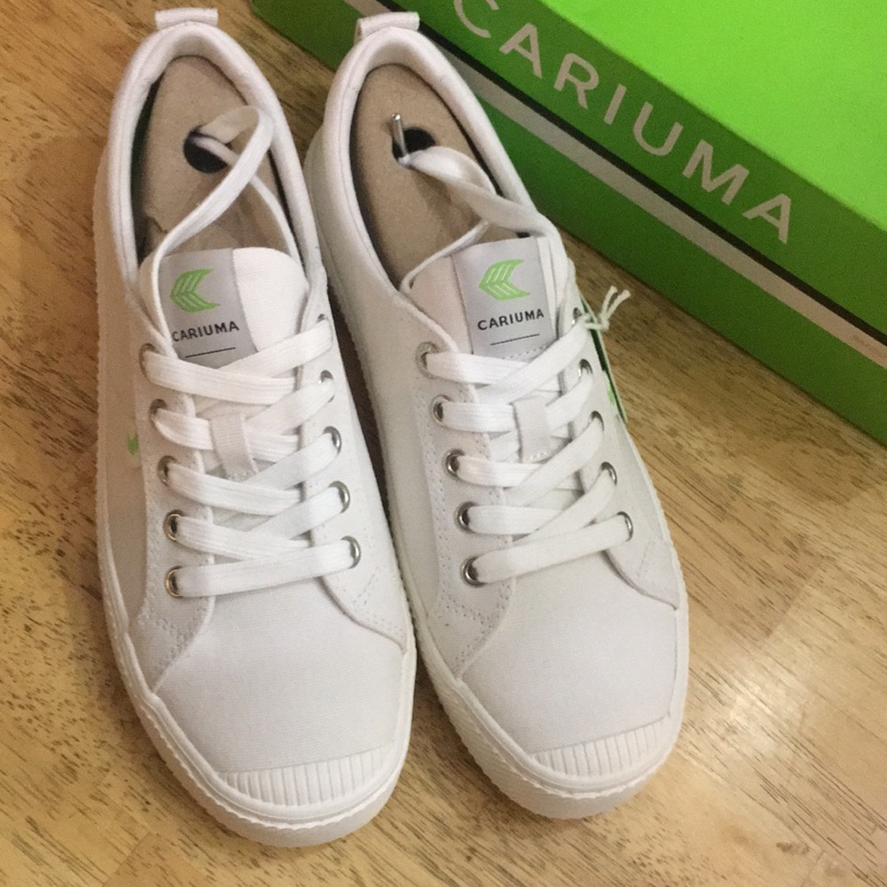 Cariuma OCA Low Off White Canvas Sneaker With Extra Insoles Sz 9 - Picture 2 of 13